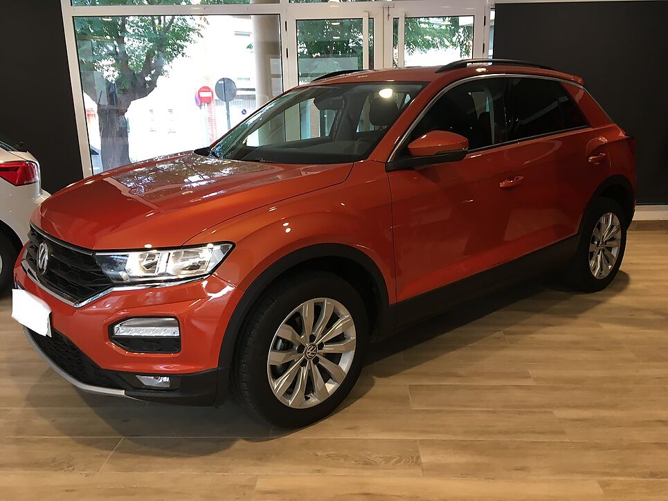 VOLKSWAGEN T- ROC